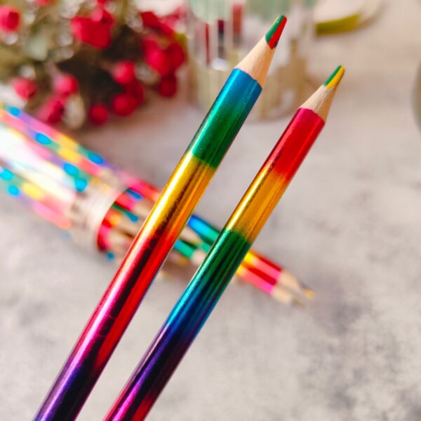 Holographic Color Pencil : Shiny Finish for Bold Creations - Image 3