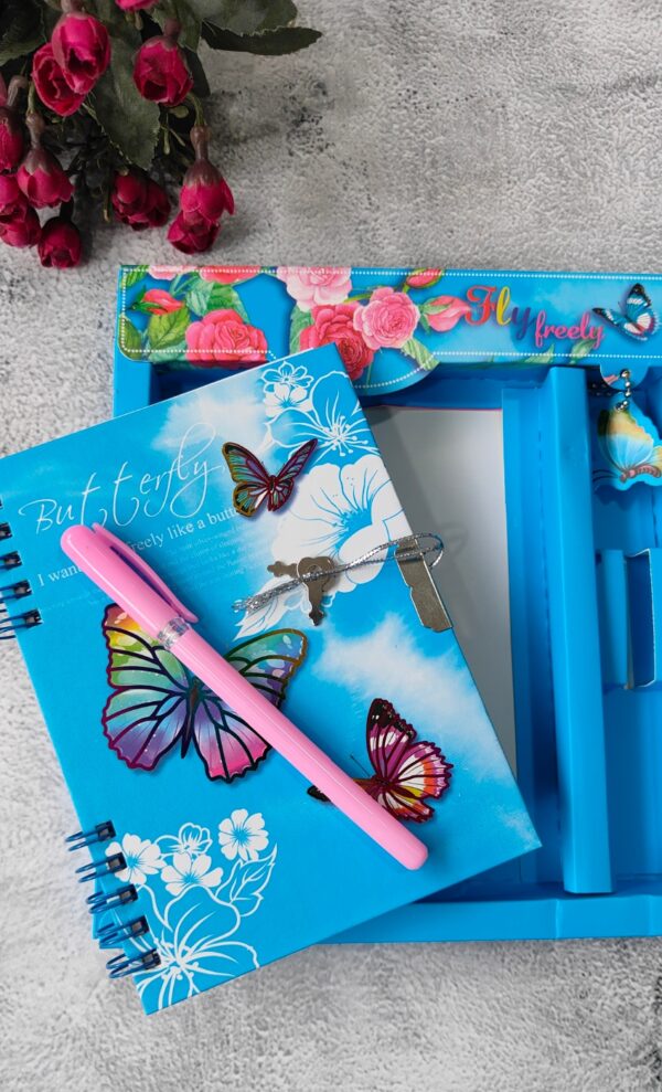 Secret Treasures Lock Diary - Image 4